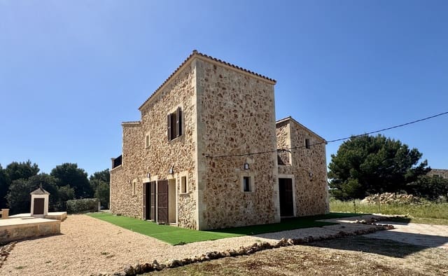 6 chambre Finca/Maison de Campagne à vendre à Portocristo / Port de Manacor, Manacor - 1 750 000 € (Ref: 9829617)