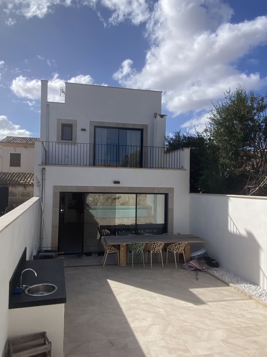 3 bedroom Townhouse for rent in Campos with pool - € 2,500 (Ref: 9844068)