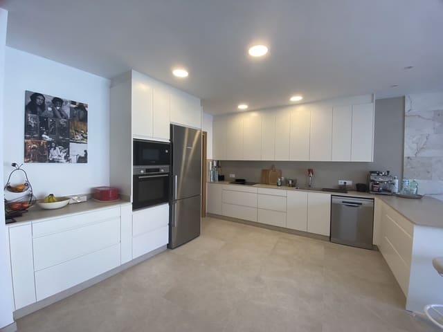 3 camera da letto Casa da affittare in Campos con piscina - 2.200 € (Rif: 9844068)