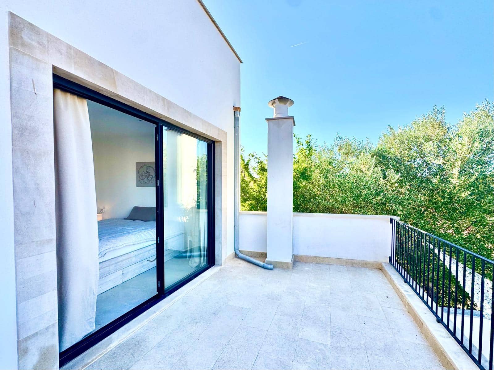3 bedroom Townhouse for rent in Campos with pool - € 2,200 (Ref: 9844068)
