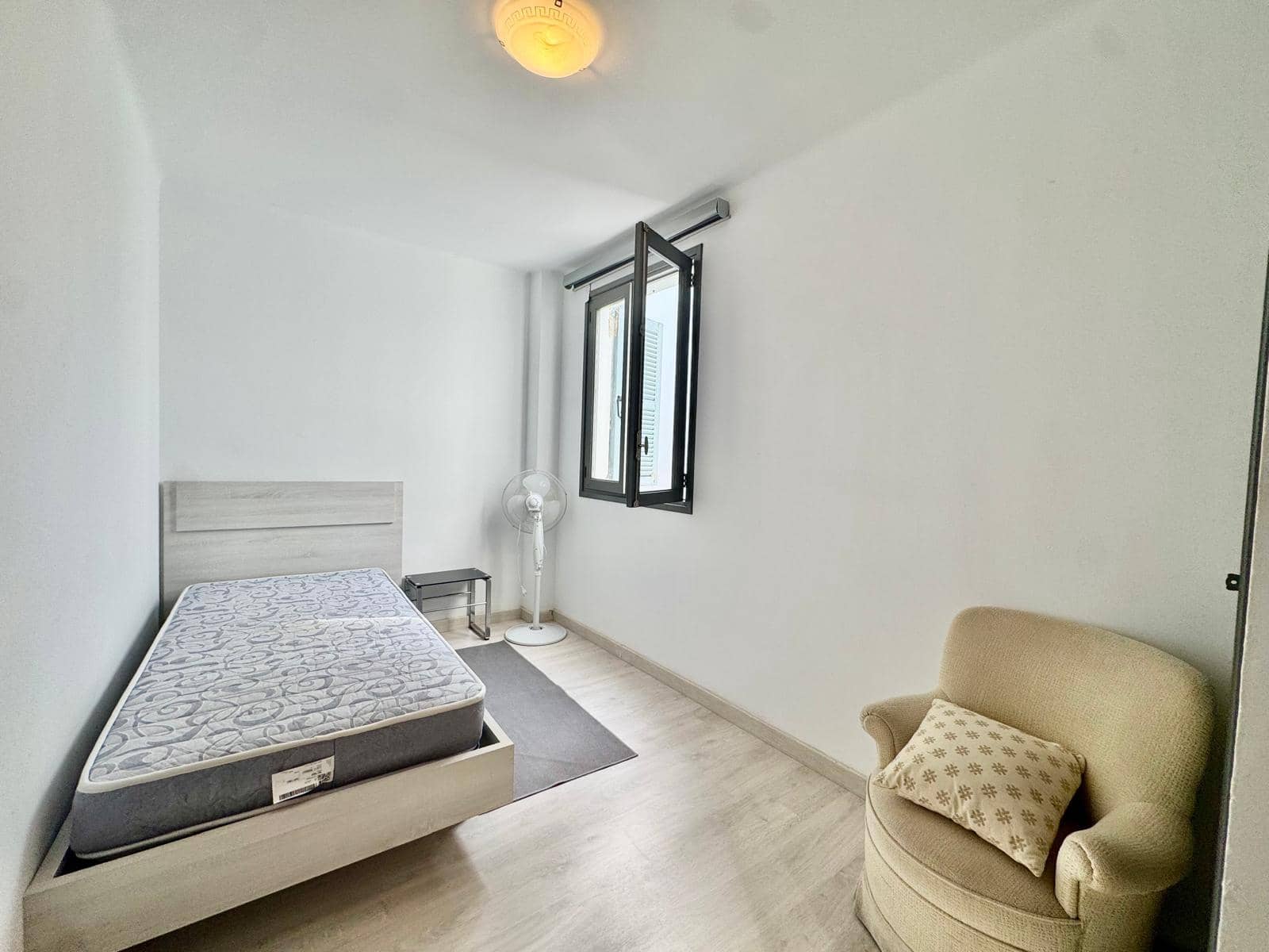 Huoneisto vuokrattavana paikassa Portocristo / Port de Manacor mukana 
autotalli - 2 000 € (Ref: 9899828)