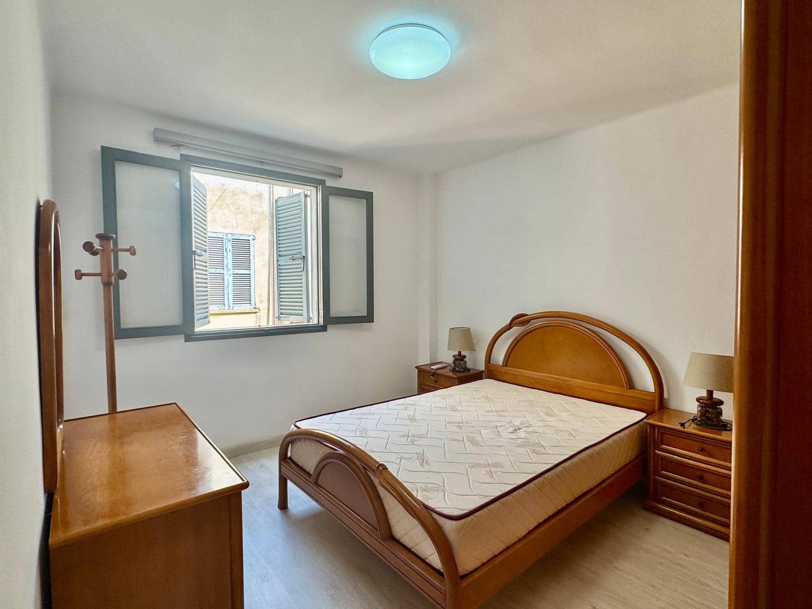 Huoneisto vuokrattavana paikassa Portocristo / Port de Manacor mukana 
autotalli - 2 000 € (Ref: 9899828)