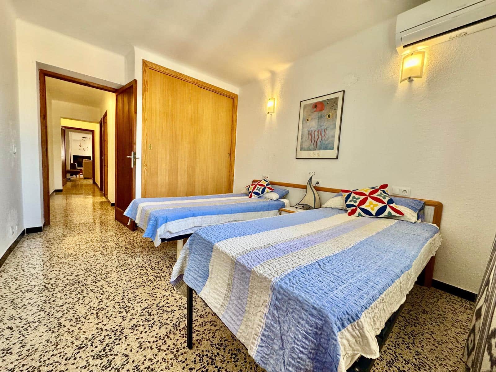 4 bedroom Apartment for rent in Colonia de Sant Jordi - € 1,200 (Ref: 9928476)