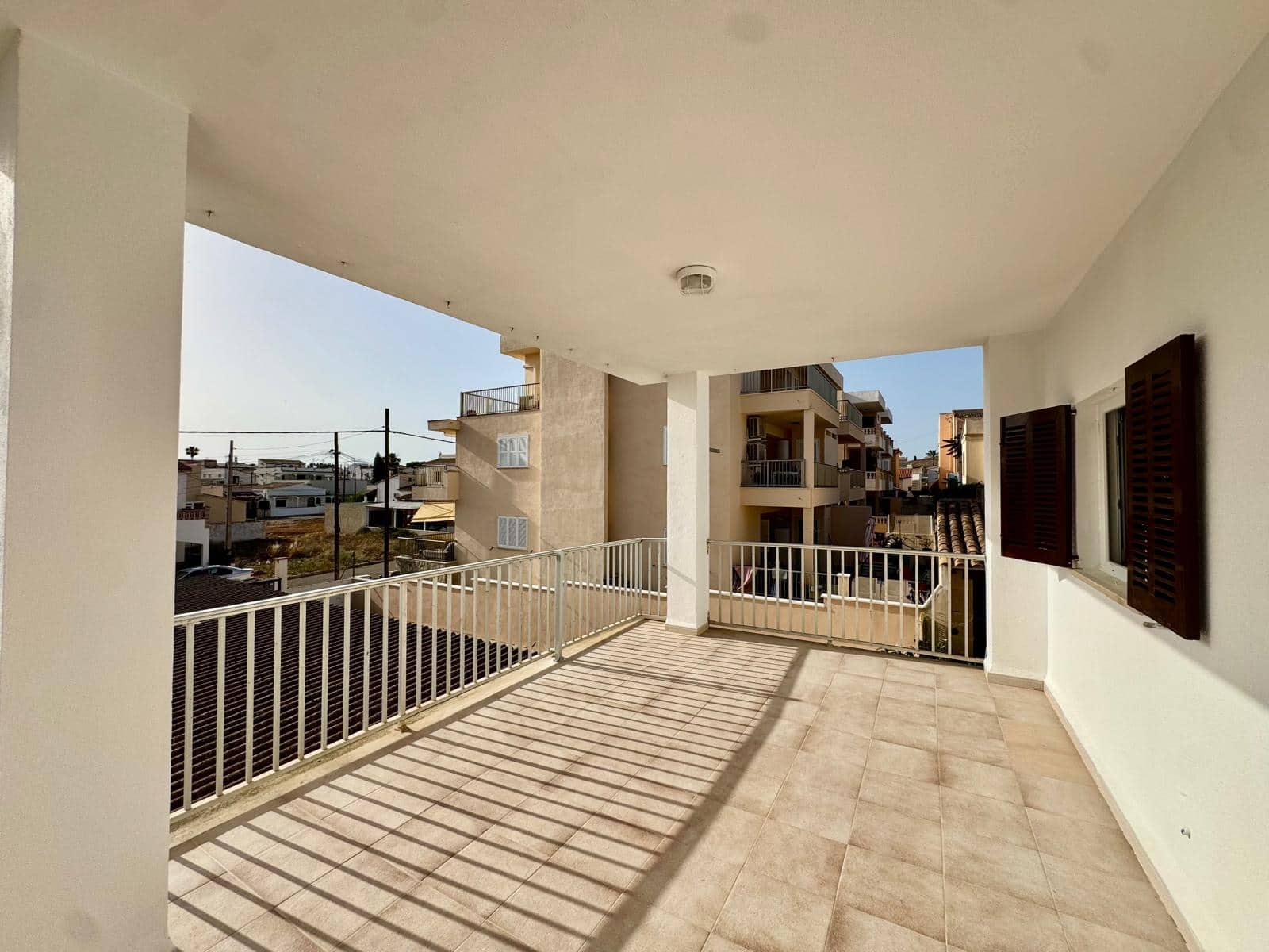 3 bedroom Apartment for rent in Sa Rapita / La Rapita - € 900 (Ref: 9929974)