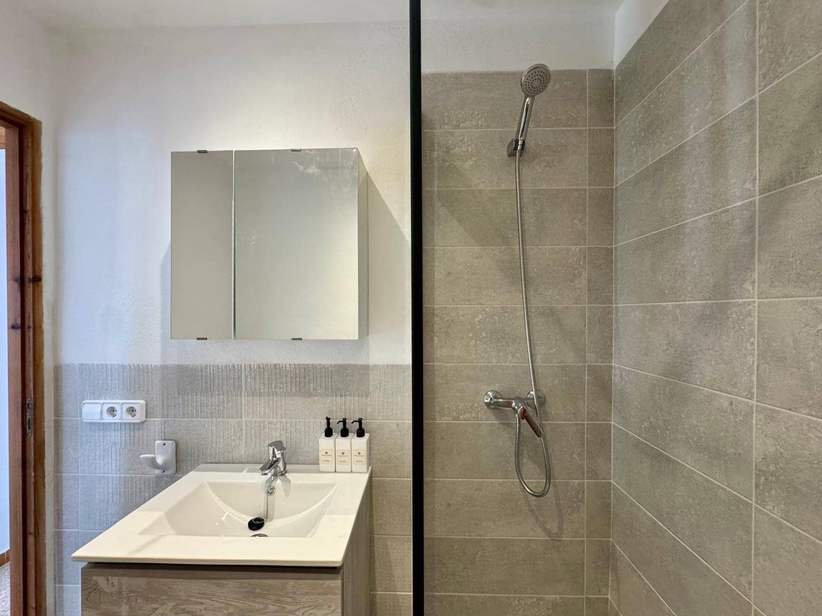 3 bedroom Apartment for rent in Sa Rapita / La Rapita - € 900 (Ref: 9929974)