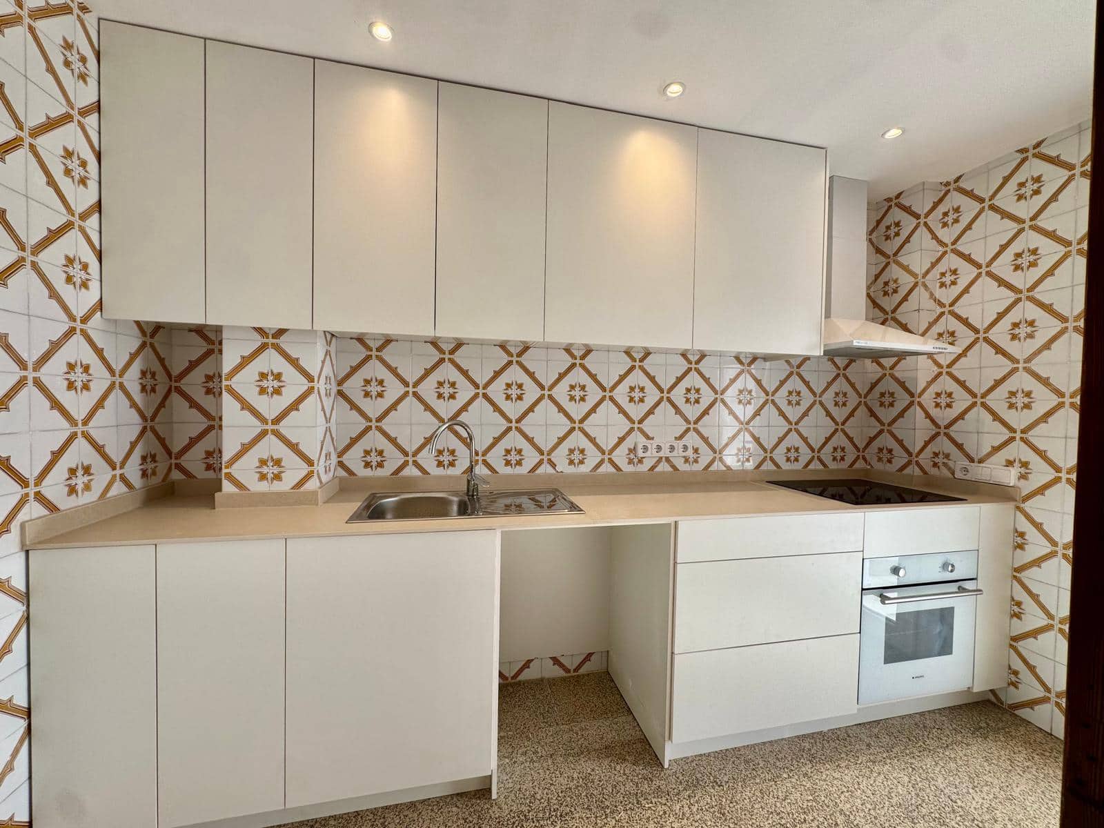 3 bedroom Apartment for rent in Sa Rapita / La Rapita - € 900 (Ref: 9929974)