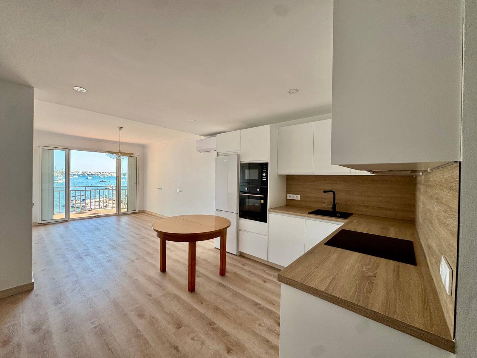 1 bedroom Apartment for rent in Portocolom with garage - € 1,700 (Ref: 9929977)