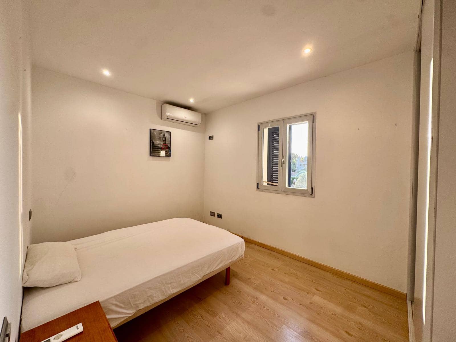 2 soveværelse Lejlighed til leje i Portocolom - € 1.500 (Ref: 9946880)