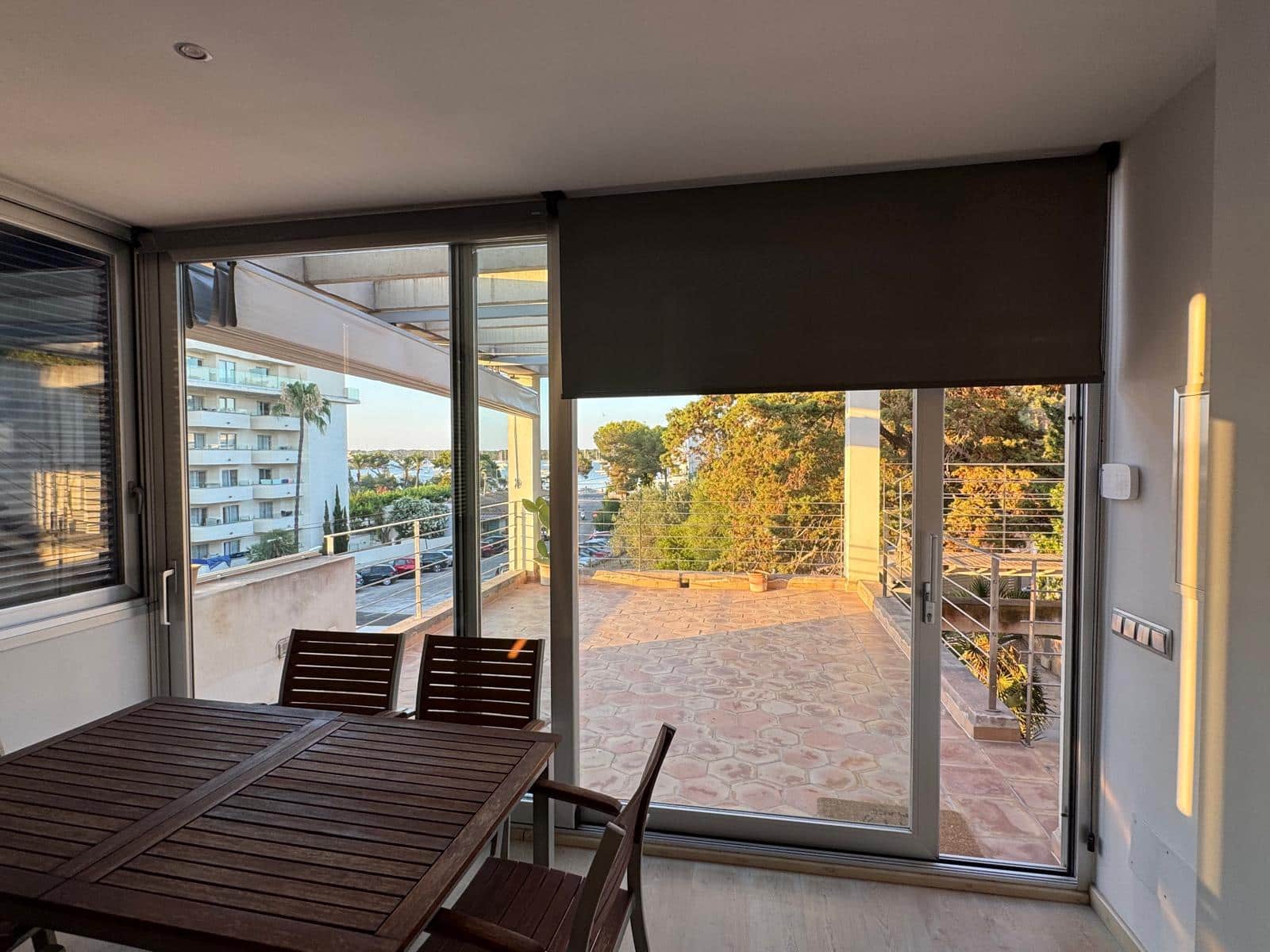 2 soveværelse Lejlighed til leje i Portocolom - € 1.500 (Ref: 9946880)