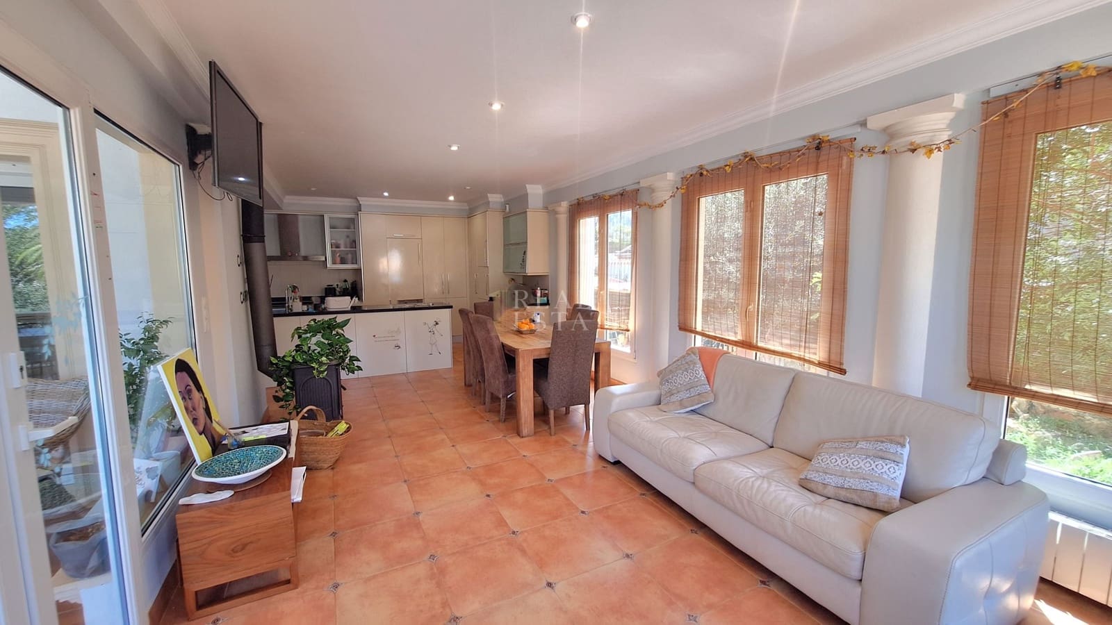 4 sypialnia Willa na sprzedaż w Denia z basenem - 775 000 € (Ref: 10001001)