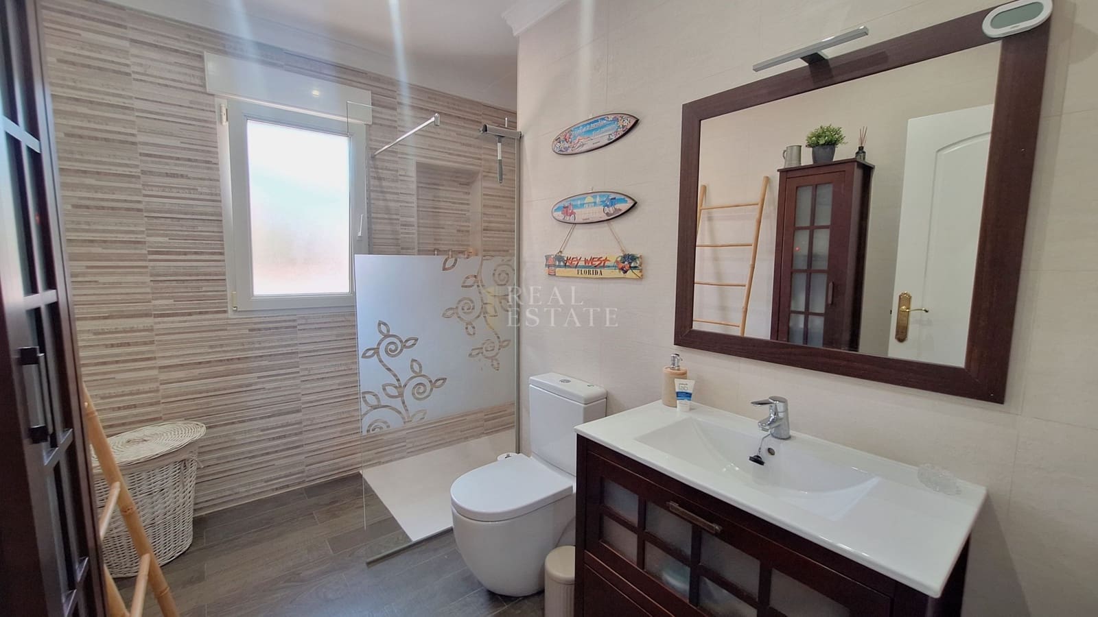 4 sypialnia Willa na sprzedaż w Denia z basenem - 775 000 € (Ref: 10001001)
