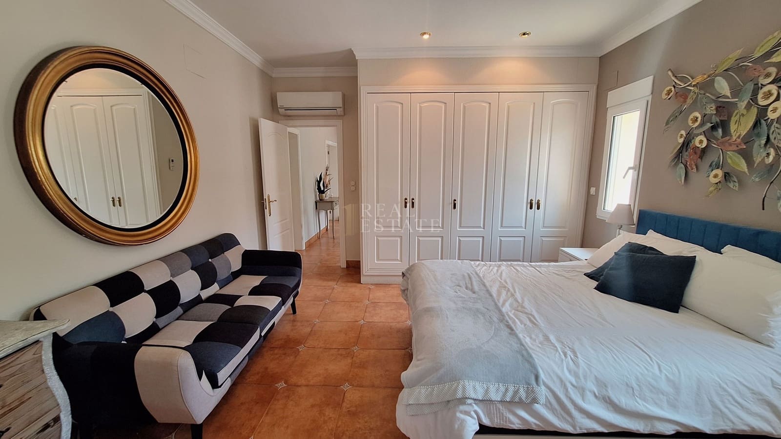 4 sypialnia Willa na sprzedaż w Denia z basenem - 775 000 € (Ref: 10001001)