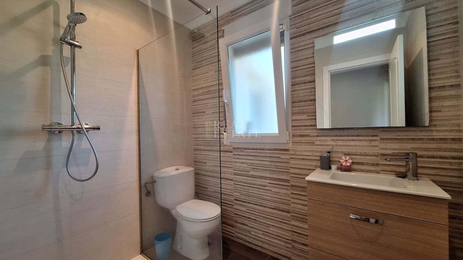 4 sypialnia Willa na sprzedaż w Denia z basenem - 775 000 € (Ref: 10001001)