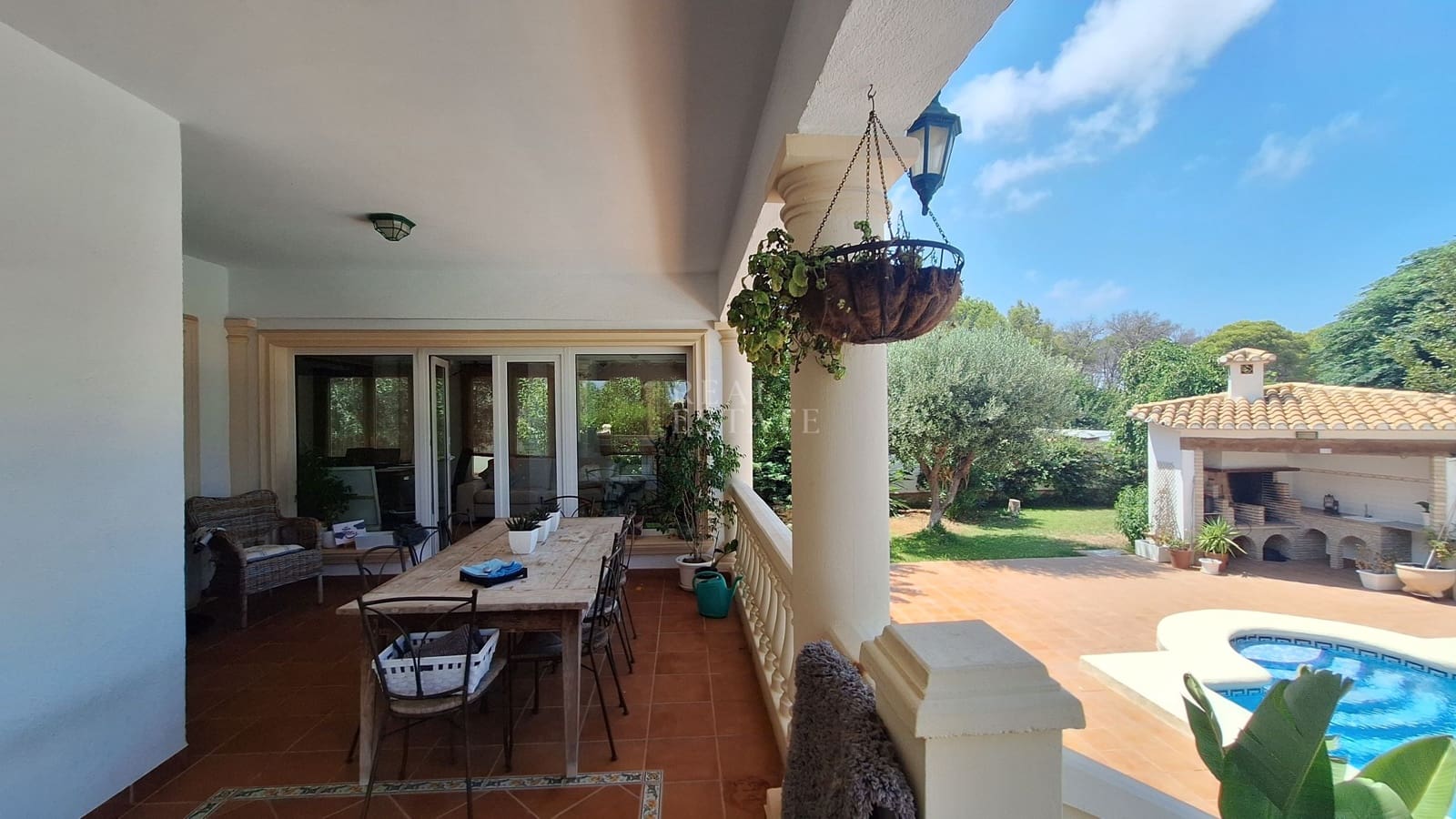 4 sypialnia Willa na sprzedaż w Denia z basenem - 775 000 € (Ref: 10001001)