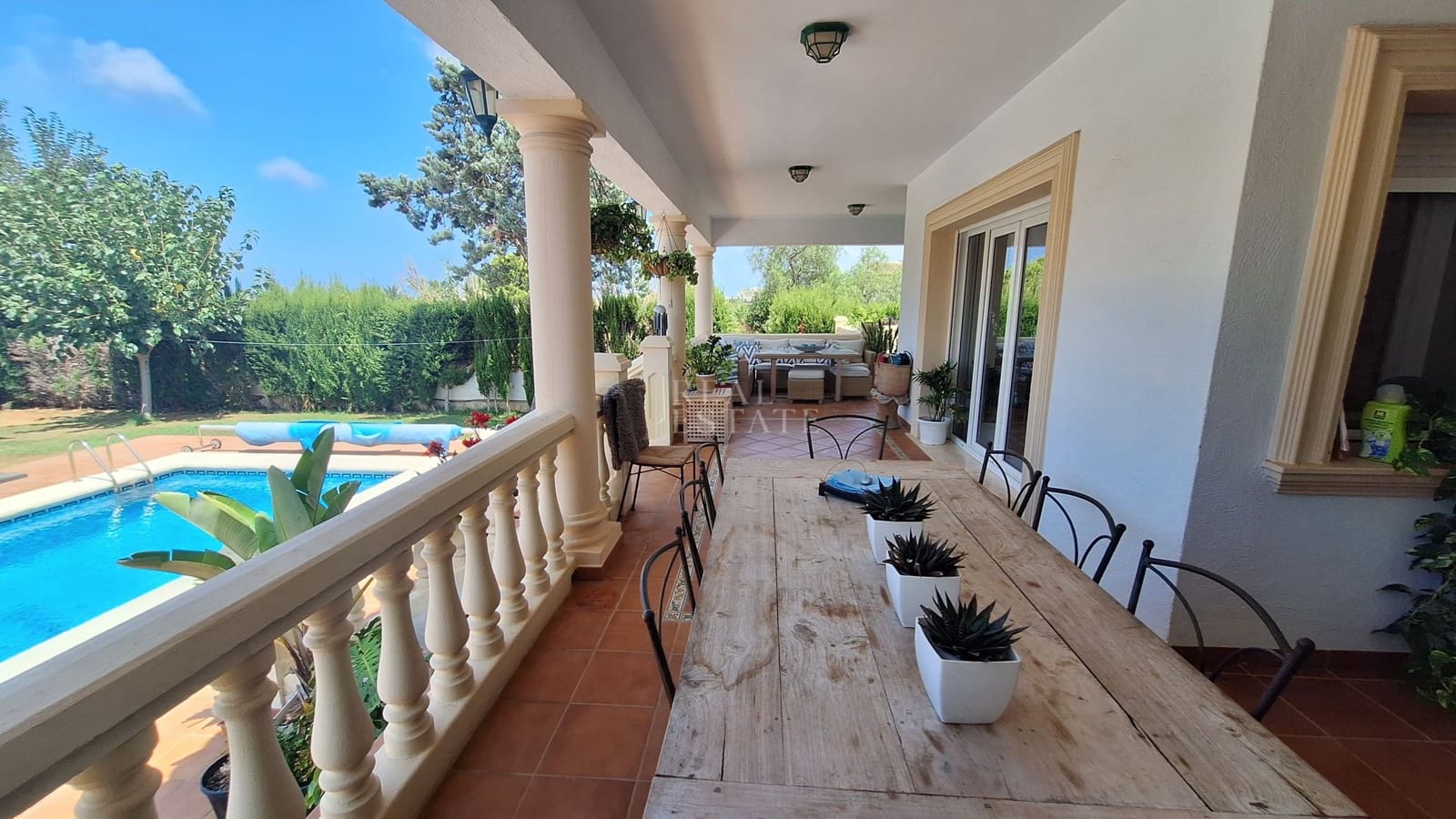 4 sypialnia Willa na sprzedaż w Denia z basenem - 775 000 € (Ref: 10001001)