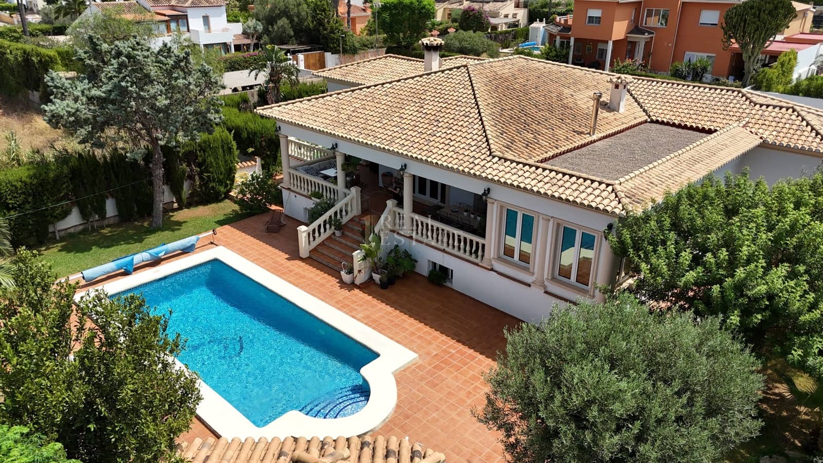 4 sypialnia Willa na sprzedaż w Denia z basenem - 775 000 € (Ref: 10001001)