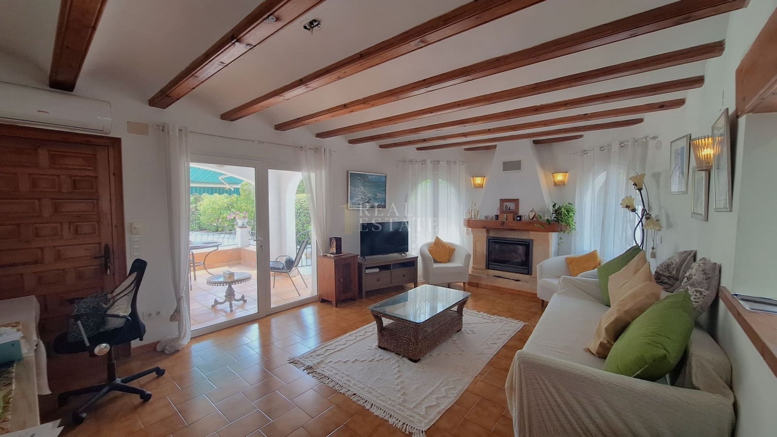 3 bedroom Villa for sale in Javea / Xabia with pool - € 599,950 (Ref: 10002383)