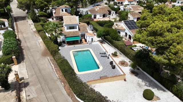 3 bedroom Villa for sale in Javea / Xàbia with pool - € 599,950 (Ref: 10002383)