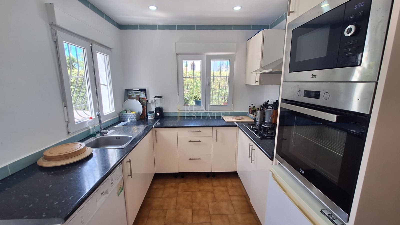 3 bedroom Villa for sale in Javea / Xabia with pool - € 599,950 (Ref: 10002383)
