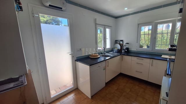 3 bedroom Villa for sale in Javea / Xàbia with pool - € 599,950 (Ref: 10002383)