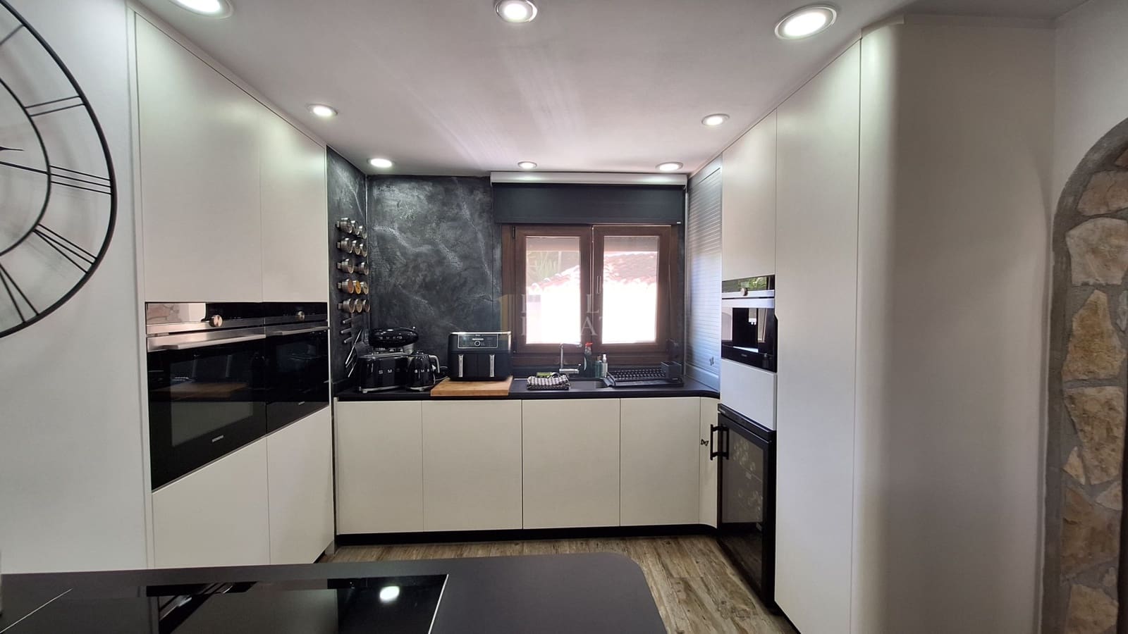 3 bedroom Villa for sale in Denia with pool - € 550,000 (Ref: 10021841)
