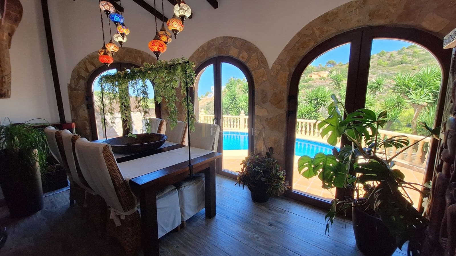 3 bedroom Villa for sale in Denia with pool - € 550,000 (Ref: 10021841)