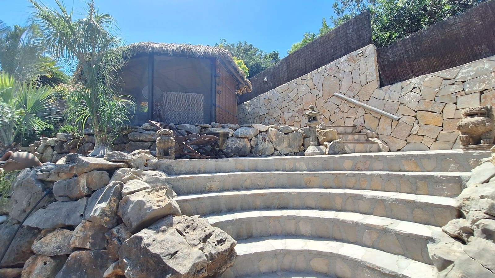 3 bedroom Villa for sale in Denia with pool - € 550,000 (Ref: 10021841)