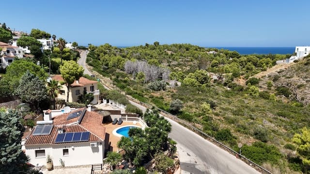 3 bedroom Villa for sale in Dénia with pool - € 550,000 (Ref: 10021841)