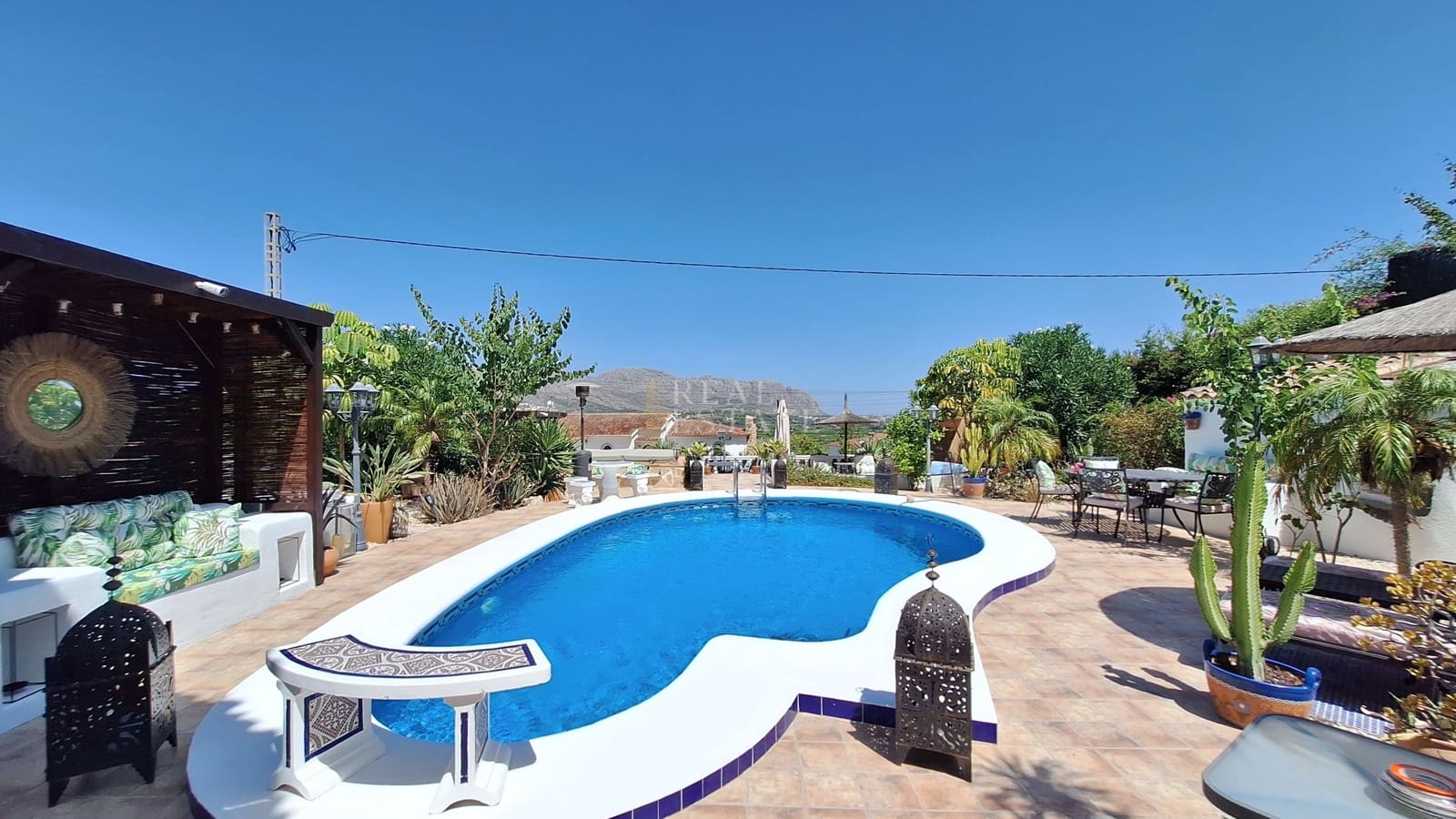 4 chambre Villa/Maison à vendre à Benidoleig avec piscine - 550 000 € (Ref: 10023326)
