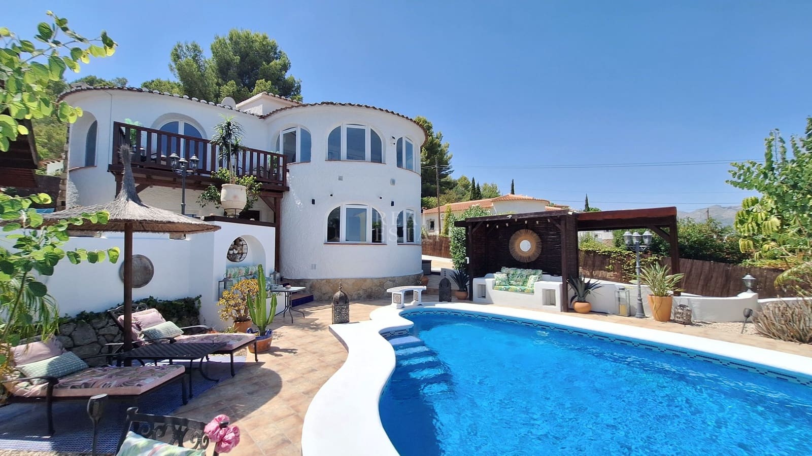 4 chambre Villa/Maison à vendre à Benidoleig avec piscine - 550 000 € (Ref: 10023326)