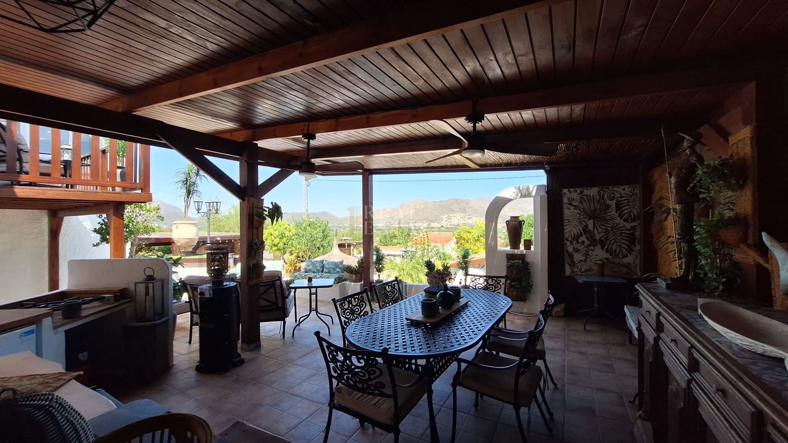 4 chambre Villa/Maison à vendre à Benidoleig avec piscine - 550 000 € (Ref: 10023326)