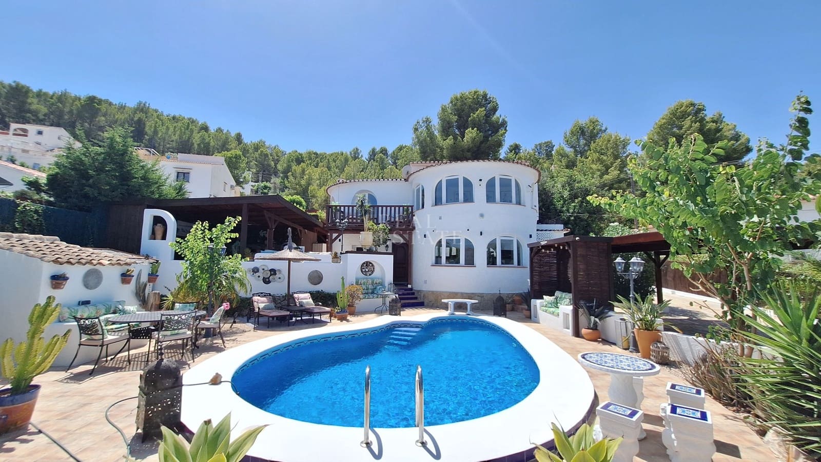 4 chambre Villa/Maison à vendre à Benidoleig avec piscine - 550 000 € (Ref: 10023326)