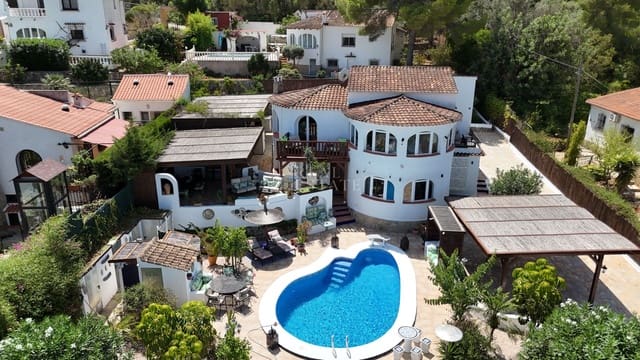 4 chambre Villa/Maison à vendre à Benidoleig avec piscine - 550 000 € (Ref: 10023326)