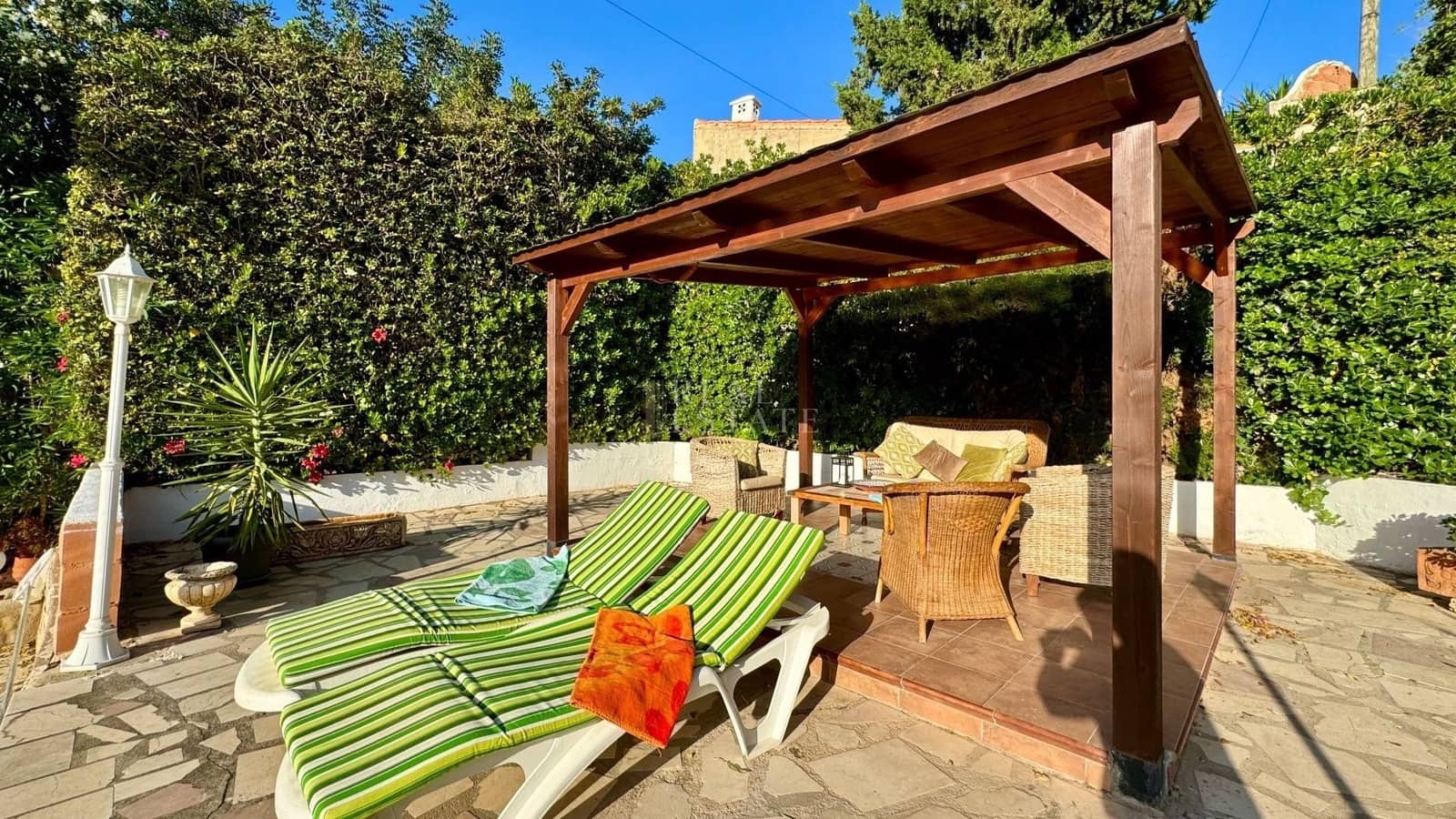 3 chambre Villa/Maison à vendre à Denia avec piscine garage - 540 000 € (Ref: 10042243)