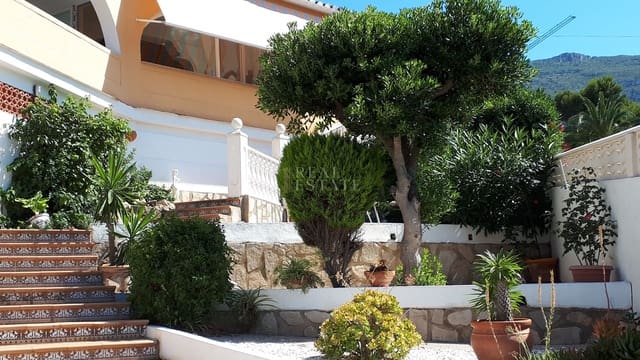 3 chambre Villa/Maison à vendre à Dénia avec piscine garage - 540 000 € (Ref: 10042243)