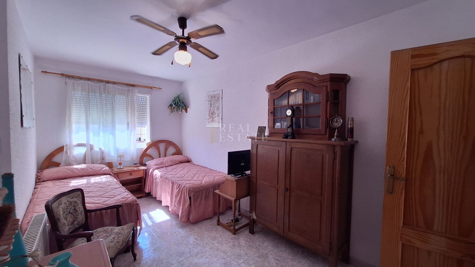 3 bedroom Townhouse for sale in Els Poblets with garage - € 270,000 (Ref: 10045893)