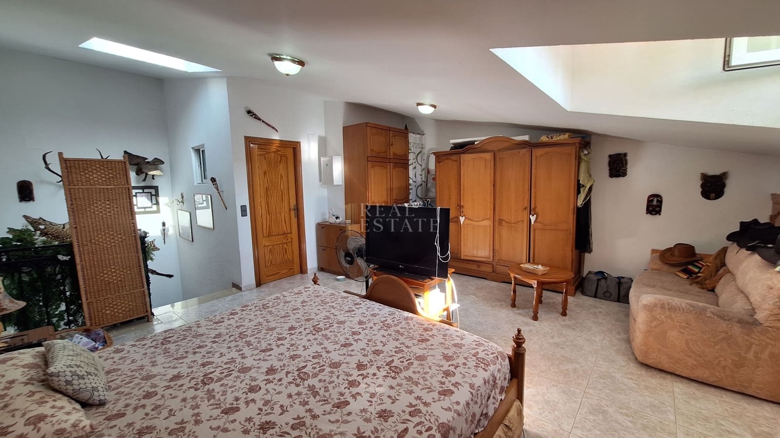 3 bedroom Townhouse for sale in Els Poblets with garage - € 270,000 (Ref: 10045893)