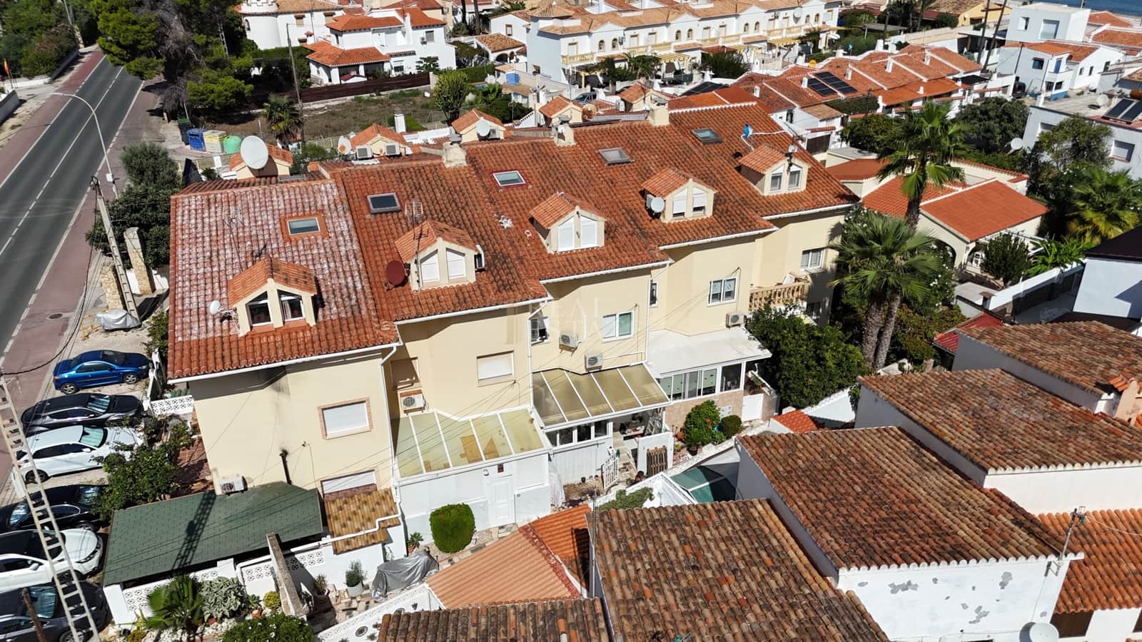 3 bedroom Townhouse for sale in Els Poblets with garage - € 270,000 (Ref: 10045893)
