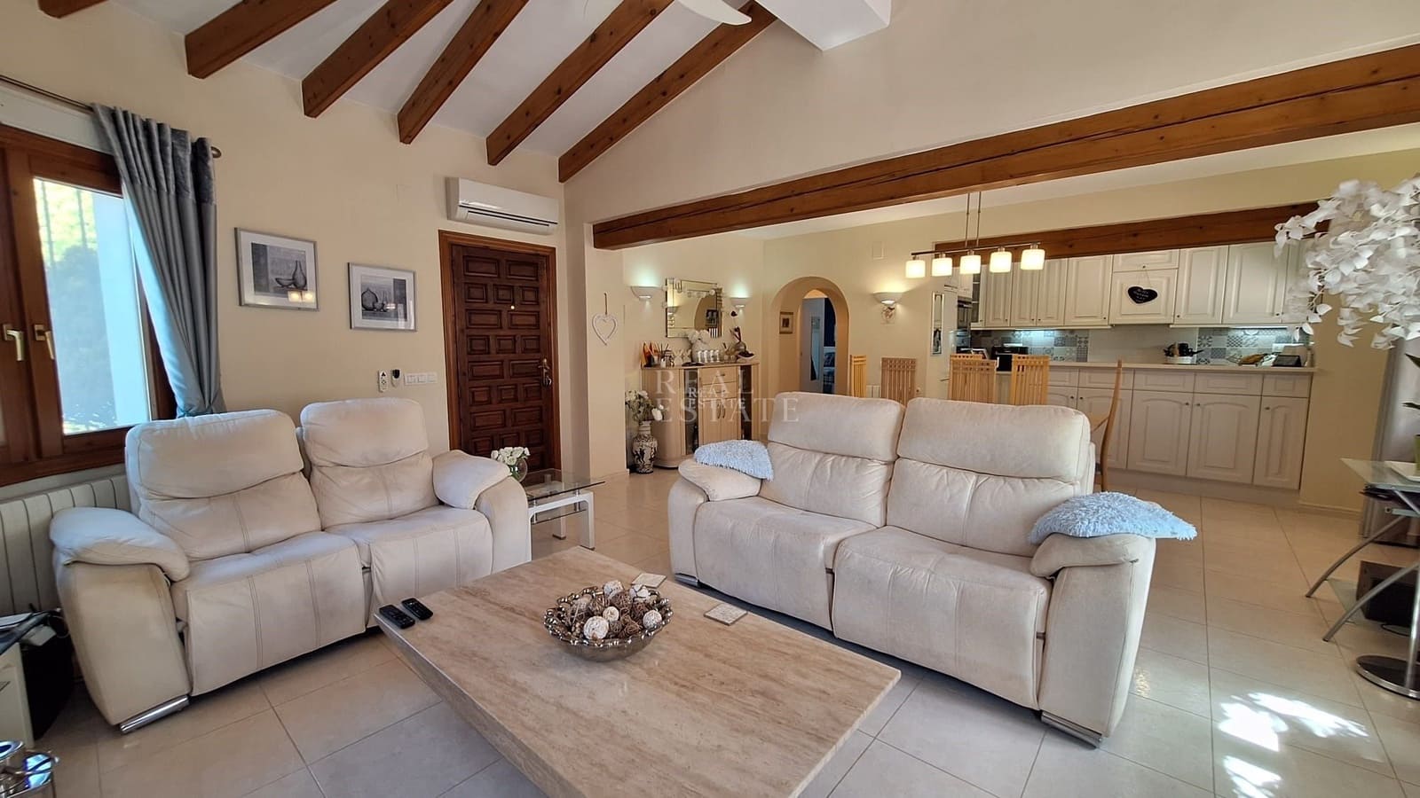 Chalet de 3 habitaciones en Javea / Xàbia en venta con piscina garaje - 725.000 € (Ref: 10049650)
