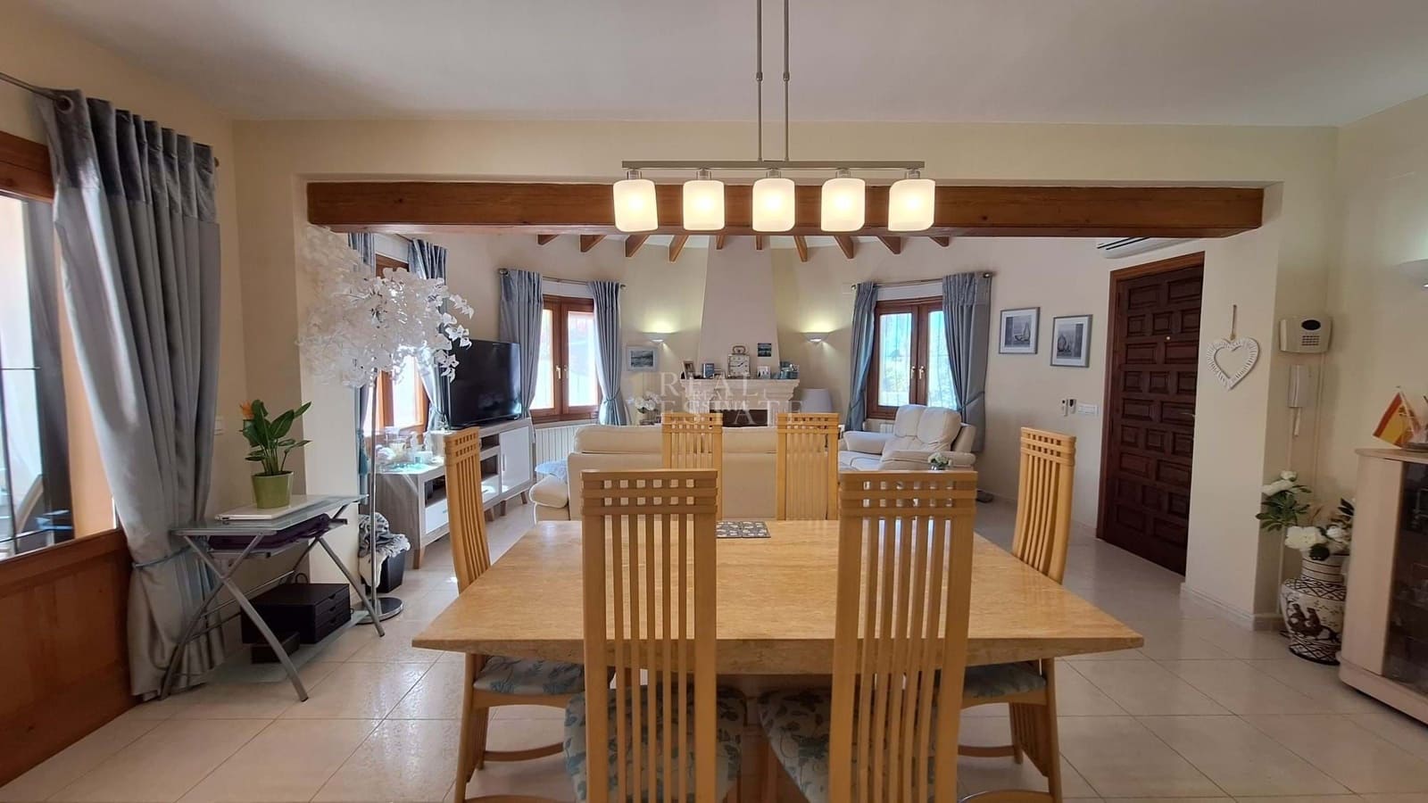 Chalet de 3 habitaciones en Javea / Xàbia en venta con piscina garaje - 725.000 € (Ref: 10049650)