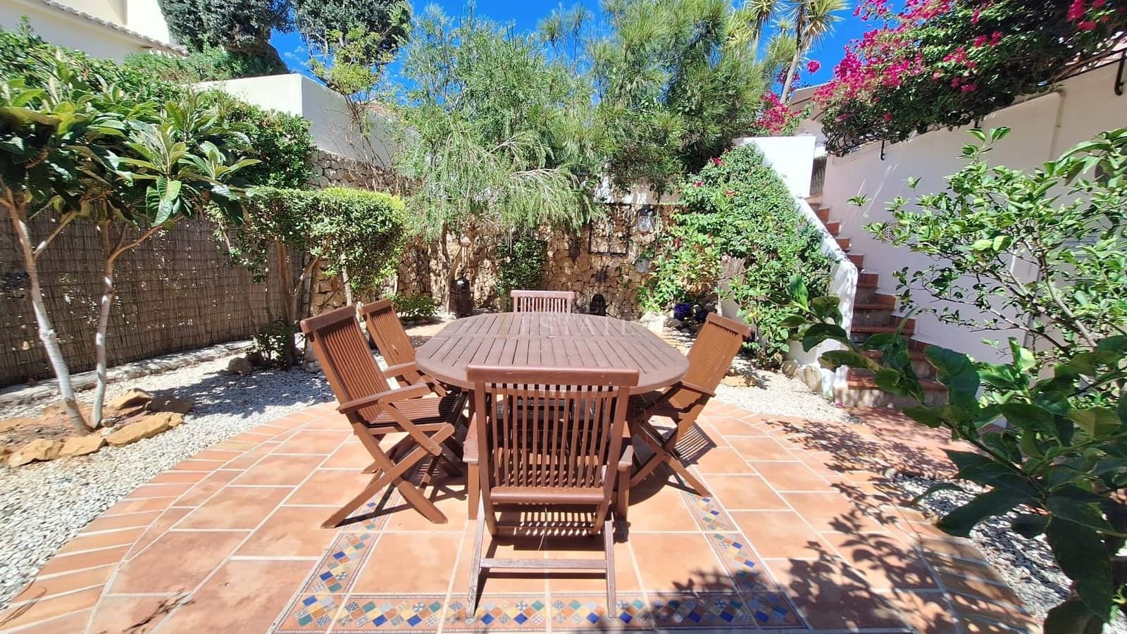 Chalet de 3 habitaciones en Javea / Xàbia en venta con piscina garaje - 725.000 € (Ref: 10049650)