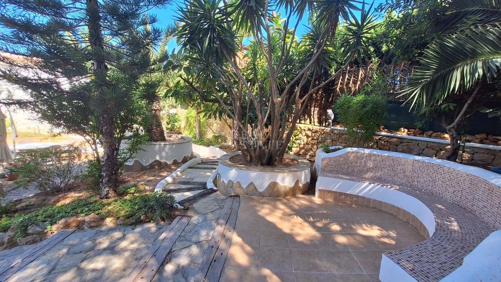 Chalet de 3 habitaciones en Javea / Xàbia en venta con piscina garaje - 725.000 € (Ref: 10049650)