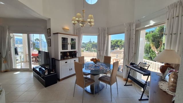 3 Zimmer Villa zu verkaufen in Moraira, Teulada-Moraira mit Pool - 620.000 € (Ref: 10057832)