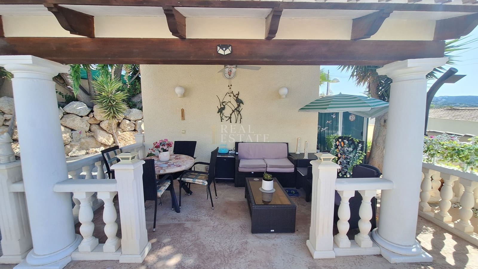 3 Zimmer Villa zu verkaufen in Moraira mit Pool - 620.000 € (Ref: 10057832)