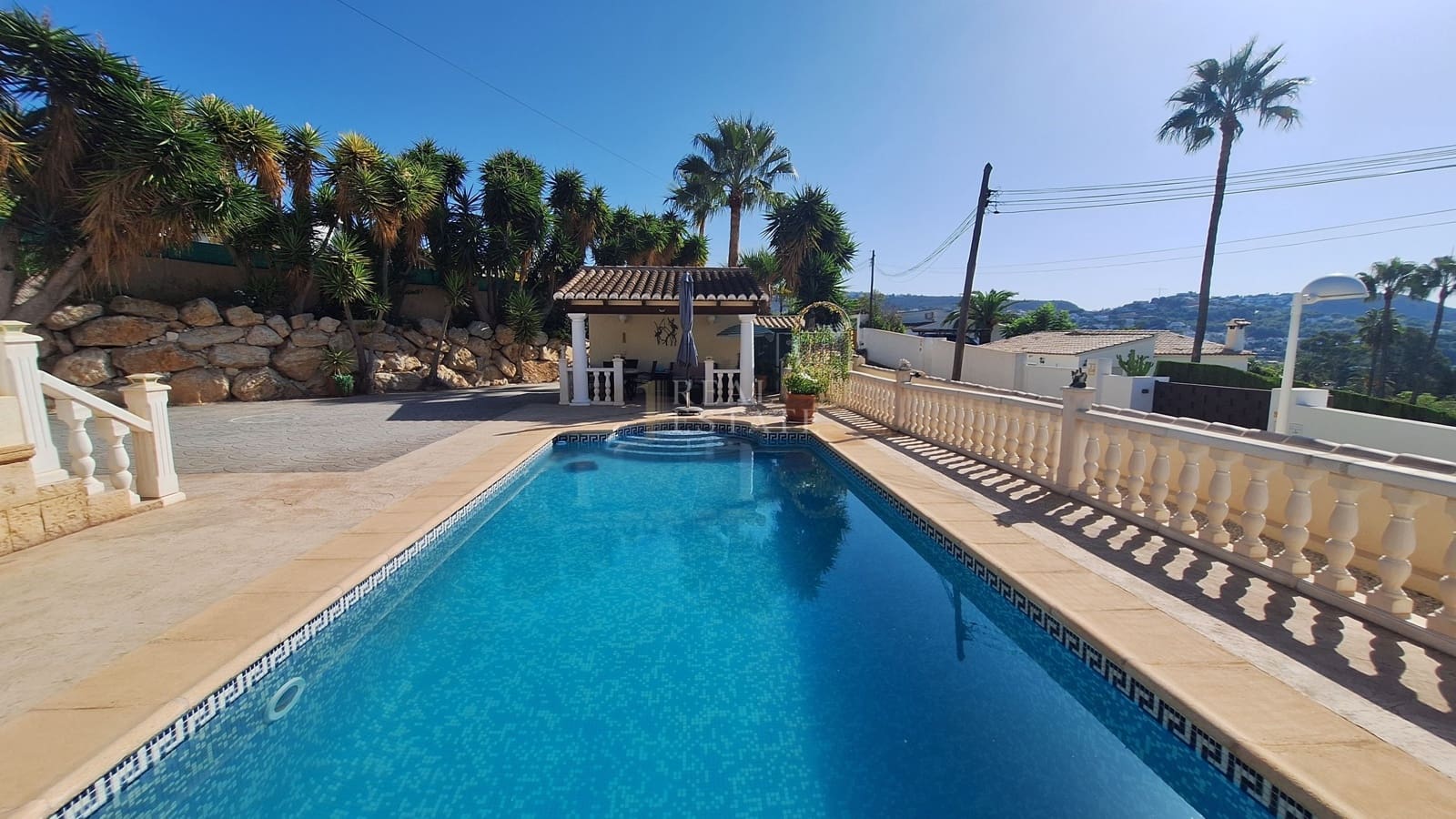 3 Zimmer Villa zu verkaufen in Moraira mit Pool - 620.000 € (Ref: 10057832)