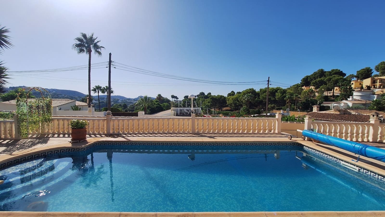 3 Zimmer Villa zu verkaufen in Moraira mit Pool - 620.000 € (Ref: 10057832)