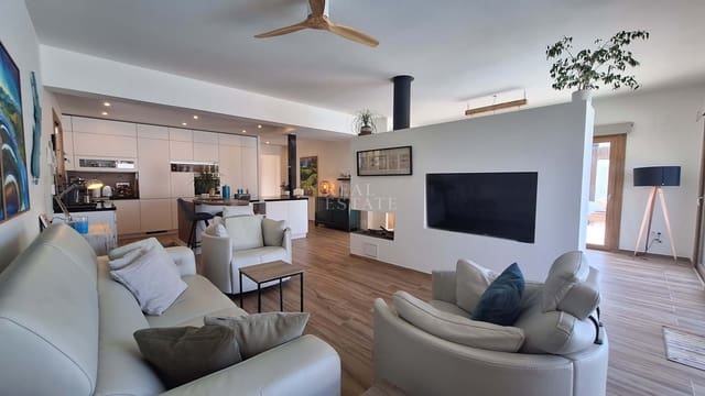 3 chambre Villa/Maison à vendre à Javea / Xàbia avec piscine - 799 950 € (Ref: 10060797)