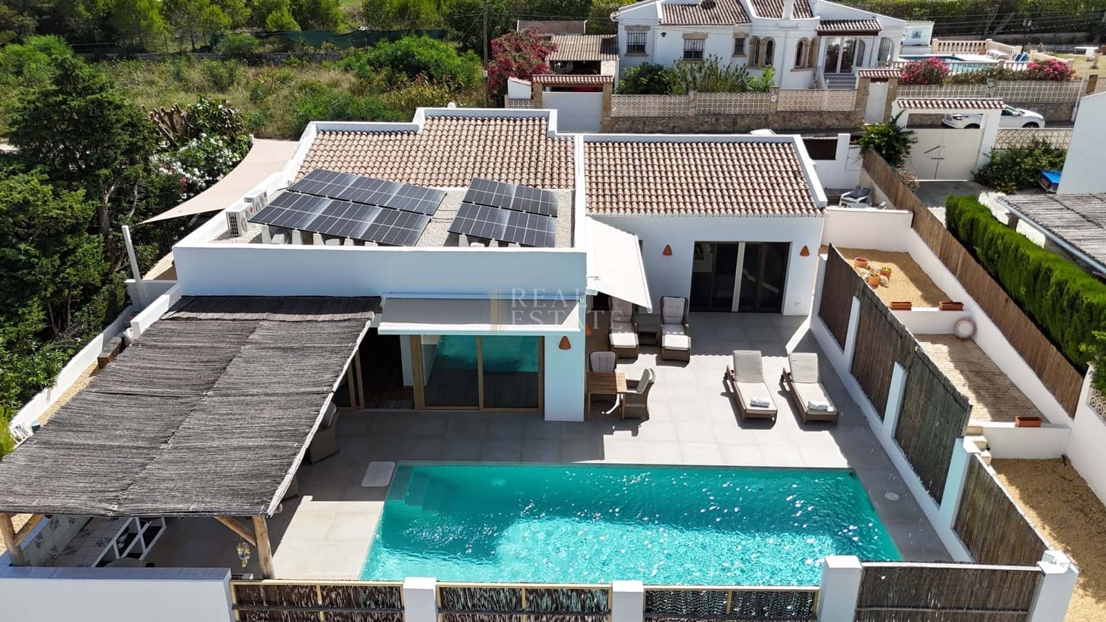 3 chambre Villa/Maison à vendre à Javea / Xabia avec piscine - 799 950 € (Ref: 10060797)