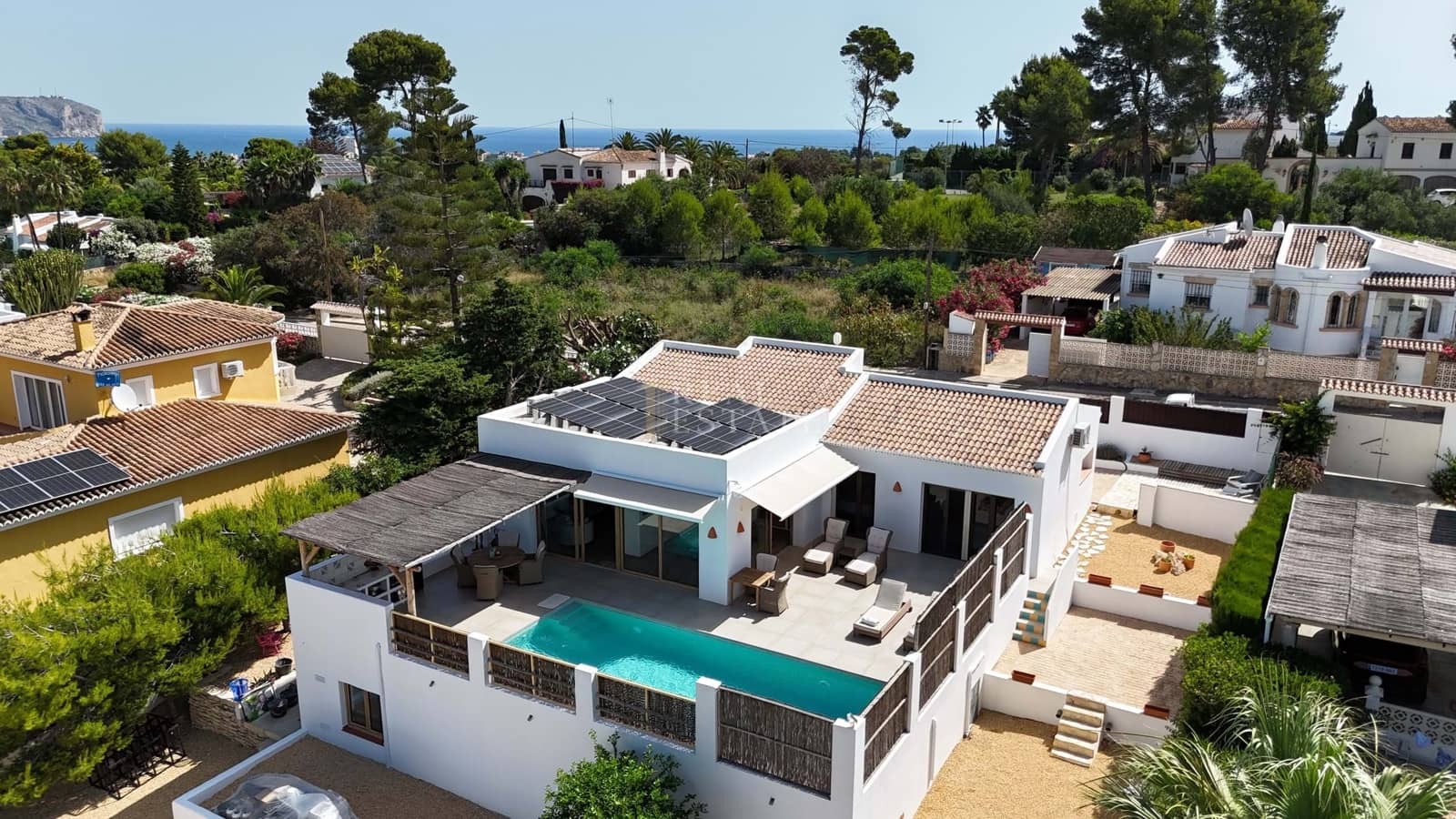 3 chambre Villa/Maison à vendre à Javea / Xabia avec piscine - 799 950 € (Ref: 10060797)