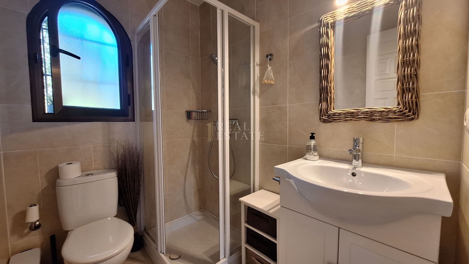 Chalet de 3 habitaciones en Javea / Xàbia en venta con piscina - 675.000 € (Ref: 10076886)